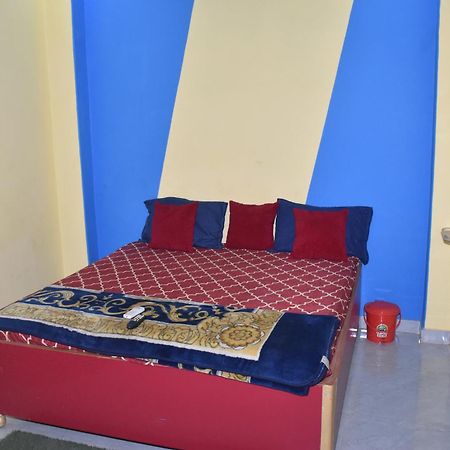 Veda'S Grand P.G Hotell Varanasi Exteriör bild
