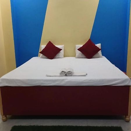 Veda'S Grand P.G Hotell Varanasi Exteriör bild